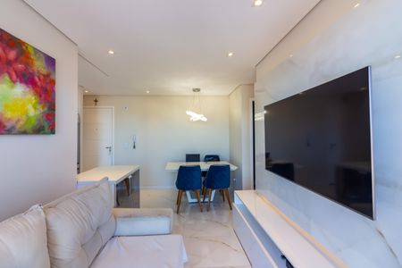 Sala  de apartamento à venda com 2 quartos, 56m² em Bela Vista, Osasco