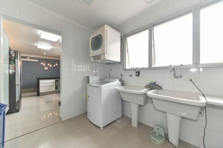 Apartamento à venda com 200m², 4 quartos e 2 vagasLavanderia