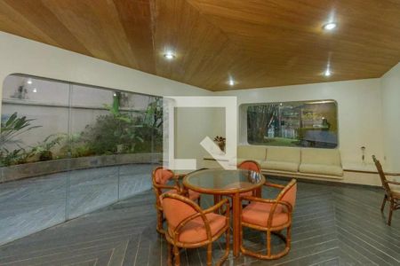 Apartamento à venda com 200m², 4 quartos e 2 vagasArea Comum