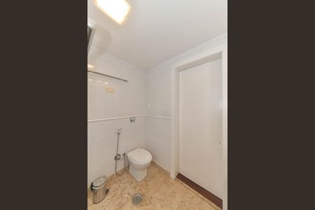 Apartamento à venda com 200m², 4 quartos e 2 vagasBanheiro Social