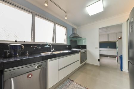 Apartamento à venda com 200m², 4 quartos e 2 vagasCozinha