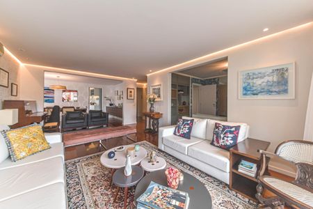 Apartamento à venda com 200m², 4 quartos e 2 vagasSala