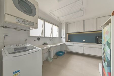 Apartamento à venda com 200m², 4 quartos e 2 vagasLavanderia