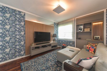 Apartamento à venda com 200m², 4 quartos e 2 vagasQuarto 1 - Sala de TV