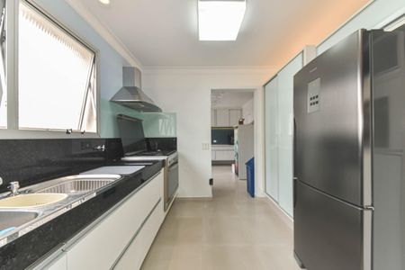 Apartamento à venda com 200m², 4 quartos e 2 vagasCozinha