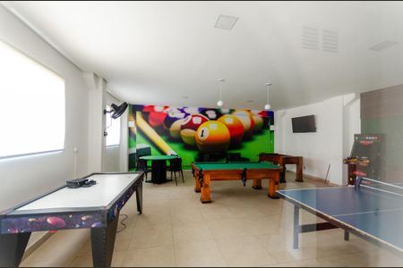Apartamento à venda com 43m², 2 quartos e 1 vaga Apartamento à venda com 43m², 2 quartos e 1 vagaSala de Jogos
