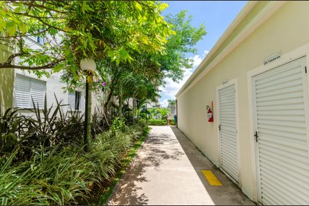 Apartamento à venda com 43m², 2 quartos e 1 vaga Apartamento à venda com 43m², 2 quartos e 1 vagaÁrea comum