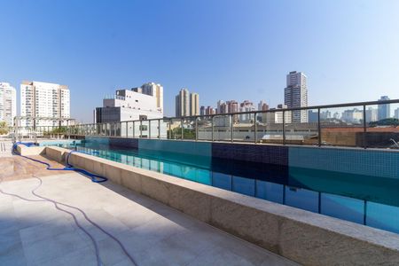 Apartamento à venda com 118m², 3 quartos e 2 vagas Apartamento à venda com 118m², 3 quartos e 2 vagasÁrea comum - Piscina