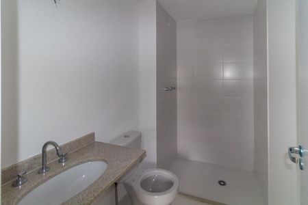 Apartamento à venda com 118m², 3 quartos e 2 vagas Apartamento à venda com 118m², 3 quartos e 2 vagasBanheiro da Suíte 1