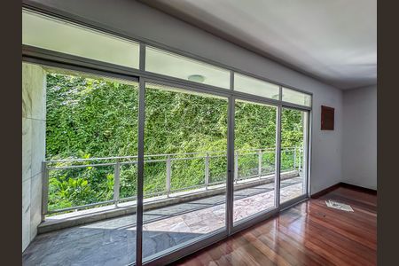 Apartamento para alugar com 3 quartos, 160m² em Urca, Rio de Janeiro