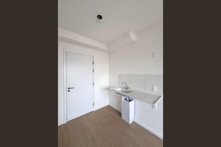 Cozinha de kitnet/studio para alugar com 1 quarto, 17m² em Vila Dom Pedro I, São Paulo