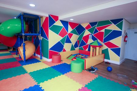 Casa à venda com 77m², 3 quartos e 2 vagasBrinquedoteca