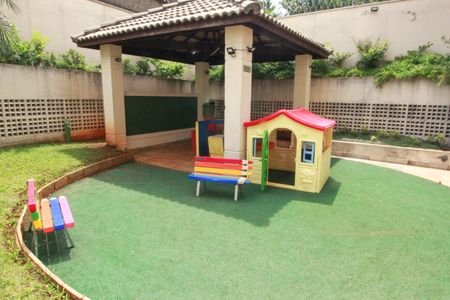 Casa à venda com 77m², 3 quartos e 2 vagasPlayground