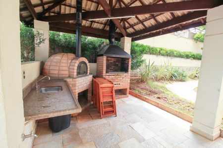 Casa à venda com 77m², 3 quartos e 2 vagasChurrasqueira