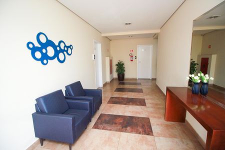 Casa à venda com 77m², 3 quartos e 2 vagasHall social