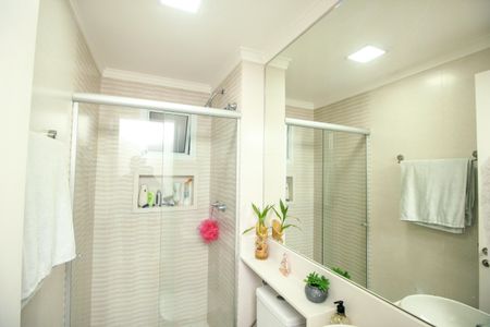 Casa à venda com 77m², 3 quartos e 2 vagasBanheiro Social