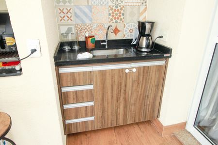 Casa à venda com 77m², 3 quartos e 2 vagasChurrasqueira