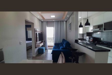 Sala de apartamento à venda com 2 quartos, 49m² em São Pedro, Osasco
