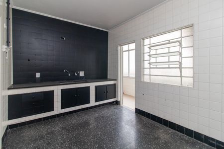 Apartamento à venda com 159m², 3 quartos e sem vagaCozinha e Área de Serviço