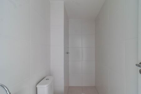 Apartamento à venda com 36m², 2 quartos e sem vaga Apartamento à venda com 36m², 2 quartos e sem vagaBanheiro
