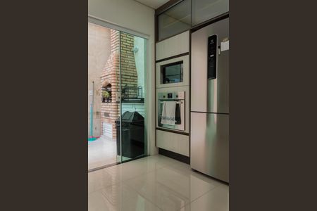 Casa à venda com 210m², 3 quartos e 4 vagas Casa à venda com 210m², 3 quartos e 4 vagasCozinha