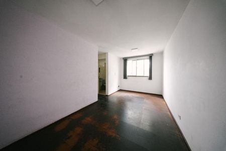 Apartamento à venda com 57m², 2 quartos e 1 vaga Apartamento à venda com 57m², 2 quartos e 1 vagaSala