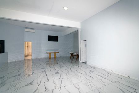 Apartamento à venda com 57m², 2 quartos e 1 vaga Apartamento à venda com 57m², 2 quartos e 1 vagaÁrea comum - Salão de festas