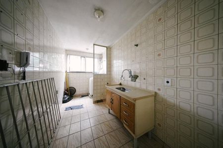 Apartamento à venda com 57m², 2 quartos e 1 vaga Apartamento à venda com 57m², 2 quartos e 1 vagaCozinha e Área de Serviço