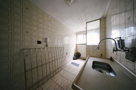 Apartamento à venda com 57m², 2 quartos e 1 vaga Apartamento à venda com 57m², 2 quartos e 1 vagaCozinha e Área de Serviço