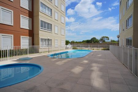 Apartamento à venda com 49m², 2 quartos e 1 vaga Apartamento à venda com 49m², 2 quartos e 1 vagaÁrea comum - Piscina