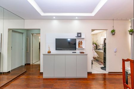 Apartamento à venda com 54m², 3 quartos e sem vaga Apartamento à venda com 54m², 3 quartos e sem vagaSala