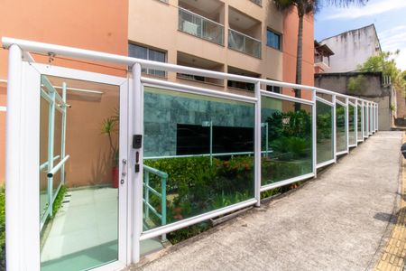 Apartamento à venda com 75m², 3 quartos e 1 vaga Apartamento à venda com 75m², 3 quartos e 1 vagaFachada