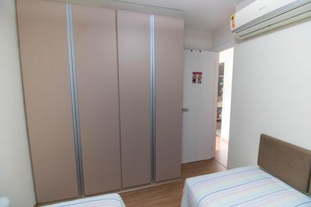 Apartamento à venda com 75m², 3 quartos e 1 vaga Apartamento à venda com 75m², 3 quartos e 1 vagaQuarto 2