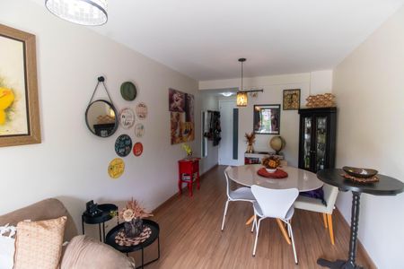 Sala de apartamento à venda com 3 quartos, 75m² em Fátima, Niterói