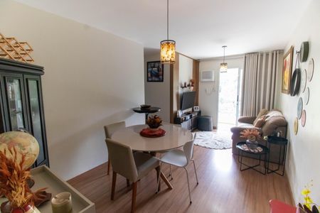 Sala de apartamento à venda com 3 quartos, 75m² em Fátima, Niterói