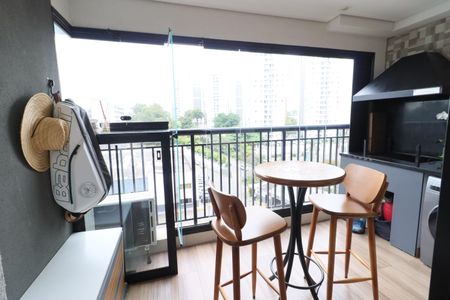Sala de apartamento à venda com 1 quarto, 61m² em Continental, Osasco