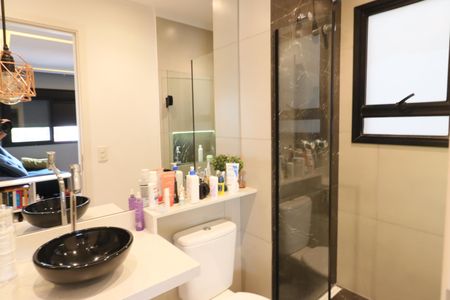 Apartamento à venda com 61m², 2 quartos e 1 vagaBanheiro 2