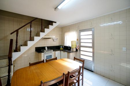 Cozinha de casa à venda com 3 quartos, 147m² em Vila Carrão, São Paulo