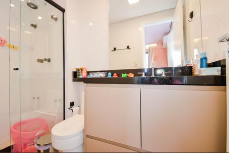 Apartamento à venda com 86m², 2 quartos e 2 vagasBanheiro da Suíte 1