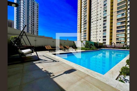 Apartamento à venda com 86m², 2 quartos e 2 vagasÁrea comum - Piscina