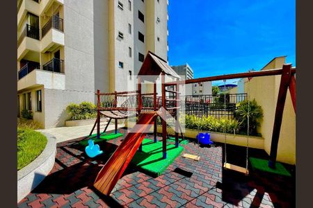 Apartamento à venda com 86m², 2 quartos e 2 vagasÁrea comum - Playground