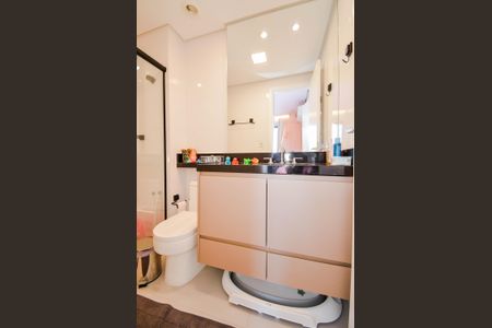 Apartamento à venda com 86m², 2 quartos e 2 vagasBanheiro da Suíte 1