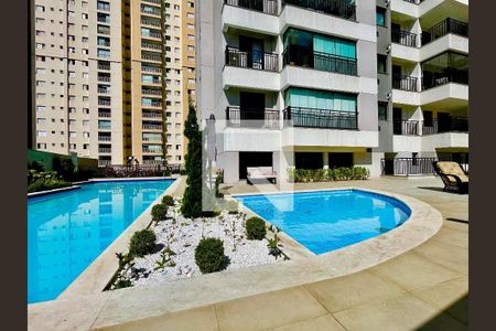 Apartamento à venda com 86m², 2 quartos e 2 vagasÁrea comum - Piscina