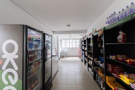 Apartamento para alugar com 44m², 2 quartos e 1 vaga Apartamento para alugar com 44m², 2 quartos e 1 vagaÁrea Comum - Mini Mercado