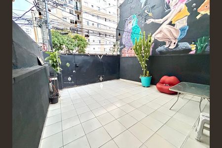 Casa à venda com 132m², 3 quartos e 2 vagasGaragem