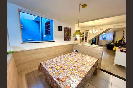 Casa à venda com 132m², 3 quartos e 2 vagasCopa