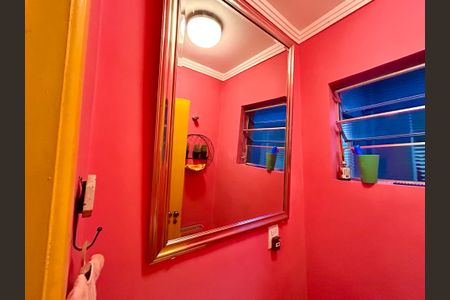 Casa à venda com 132m², 3 quartos e 2 vagasLavabo