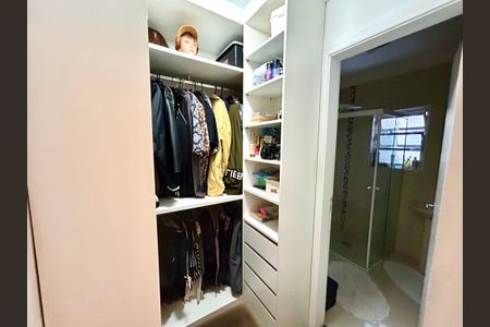 Casa à venda com 132m², 3 quartos e 2 vagasCloset da suíte 1