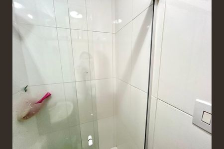 Casa à venda com 132m², 3 quartos e 2 vagasBanheiro da Suíte 2