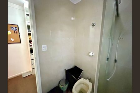 Casa à venda com 132m², 3 quartos e 2 vagasBanheiro da Suíte 1